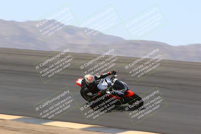 media/Apr-10-2022-SoCal Trackdays (Sun) [[f104b12566]]/Bowl (11am)/